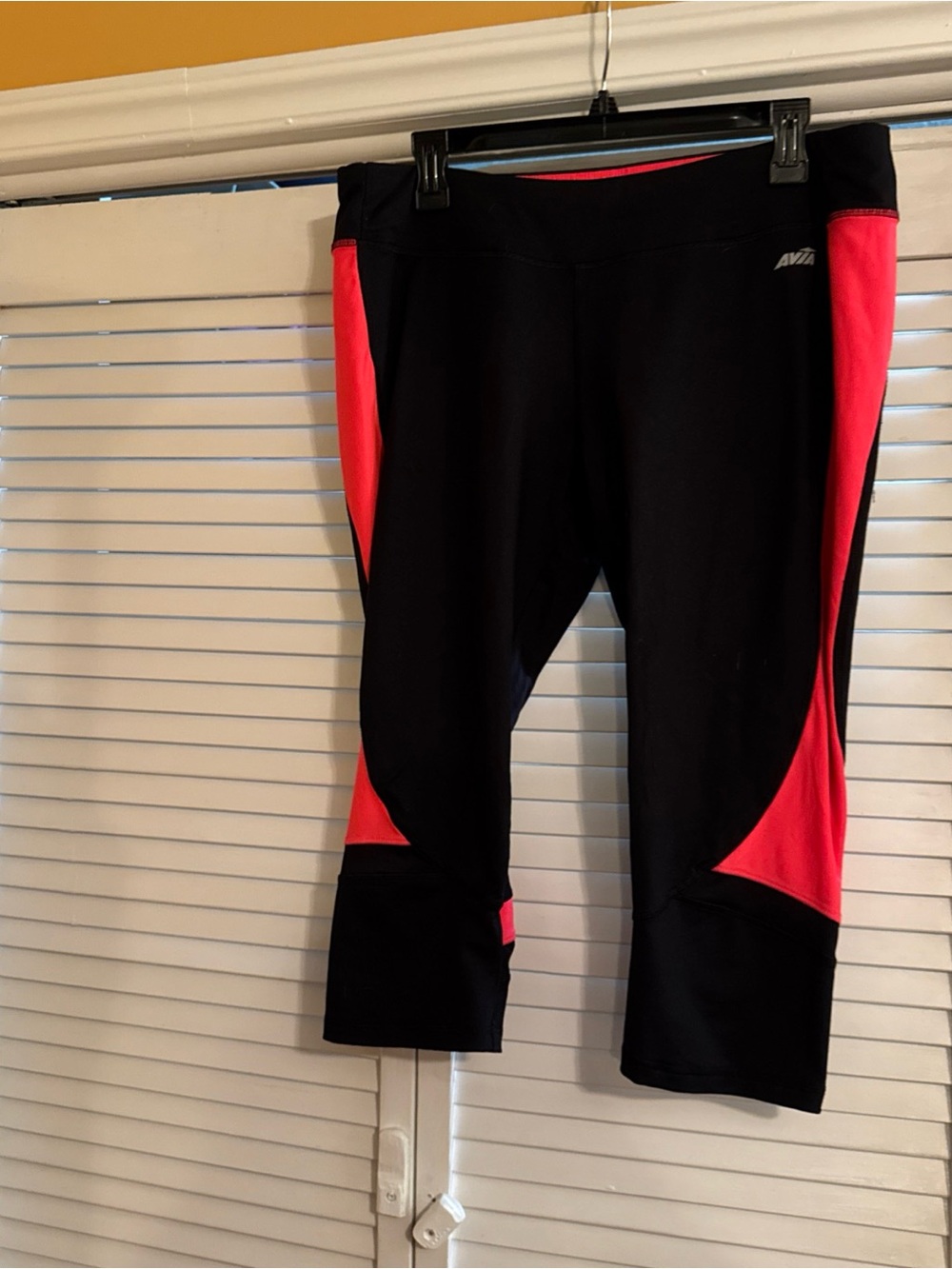 Avia Black with Hot Pink Athletic Capris
